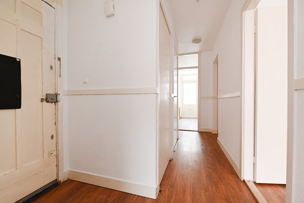 Medium property photo - Jan ten Brinkstraat 147, 2522 HX Den Haag